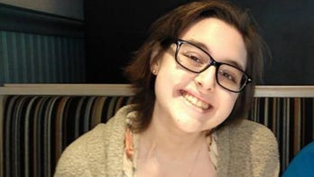 #BeccaToldMeTo: Teen with terminal cancer inspires random acts of kindness