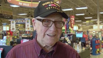 WWII vet searching for 'angel' behind act of grocery store kindness