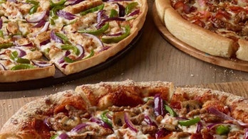 Pizza Hut apologizes after worker writes 'Pink Fat Lady' on customer's receipt