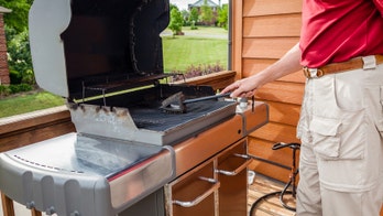 How to clean your gas grill: 5 ways to de-grease and de-gunk