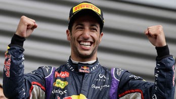F1 driver Ricciardo hopes to race alongside Dale Jr. in NASCAR