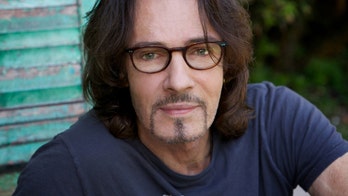 Rick Springfield muses about God, balance in first novel 'Magnificent Vibrations'