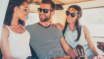 An Attractive Woman Has an Odd Effect on Your Memory, Says Study