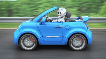 University of Michigan sets goal of driverless car network by 2021