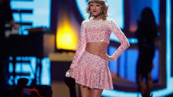 Taylor Swift Rocks Crop Tops at 2014 iHeartRadio Music Festival