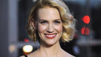 'Mad Men' star January Jones appears to shoot her shot with notoriously quiet NBA star