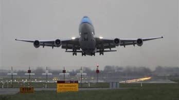 More flights arriving on time, government says