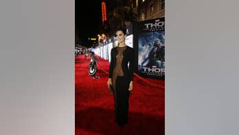 'Thor' Actress Jaimie Alexander's Daring Premiere Gown: Too Much?