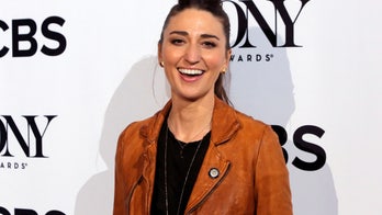 Sara Bareilles recovering from minor surgery