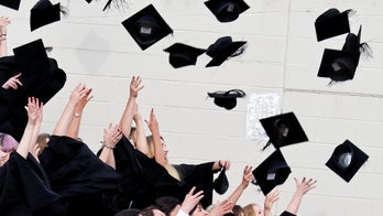 South Carolina high school threatens to fine families $1G if they 'yell out' cheers during graduation