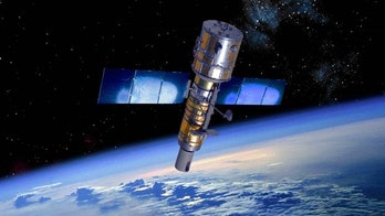 Russian reconnaissance satellite burns up in atmosphere, report says