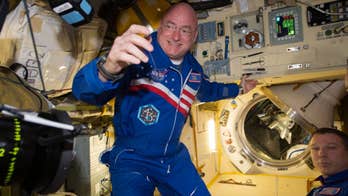 Astronaut Scott Kelly offers to help Elon Musk with Moon mission