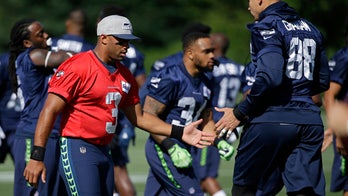 Seattle Seahawks rookie Malik McDowell injured in crash