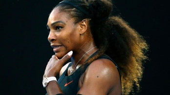 Serena Williams practices her swing while pregnant
