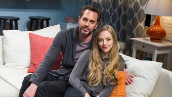 Amanda Seyfried marries CBS sitcom star Thomas Sadoski