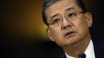 Veterans Affairs Secretary Shinseki is 'mad as hell,' but he won't step down