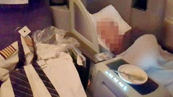 United pilot seen sleeping during flight was following FAA regulations, reports find