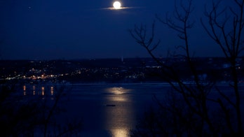 Get set for Monday night's full 'snow moon'