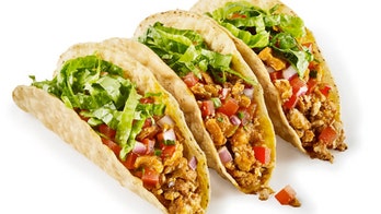 Chipotle’s Sofritas vegan tofu goes national