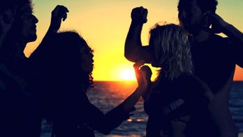 8 US islands where summer lasts all year long