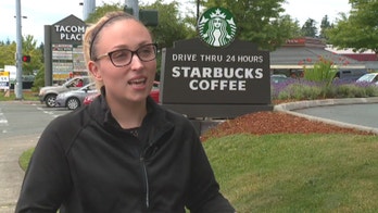 Starbucks employee helps deliver baby on sidewalk