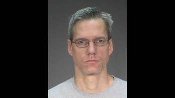 Minn. man murdered wife after searching 'dark web' for hitman, prosecutors say
