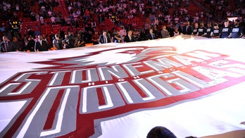 Marjory Stoneman Douglas ice hockey team wins state championship