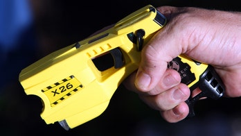 Naked man shot with stun gun dies in North Carolina