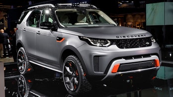 Land Rover Discovery SVX is a hardcore, V-8-powered off-roader