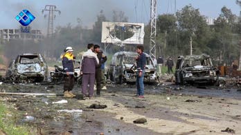 Syria evacuation postponed after blast kills 80 kids