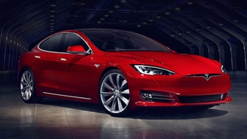 Consumer Reports takes away Tesla's top safety rating