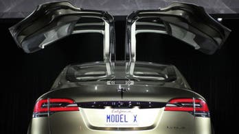 Early-build Tesla Model X SUVs face quality issues