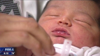 Texas mother gives birth in hospital parking garage