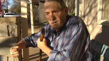 Navy veteran puts up fight against carjacker at Texas gas station in brawl caught on video
