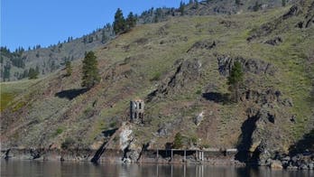 This Lakeside Tower Might Be the Glamping Opportunity You're Looking For