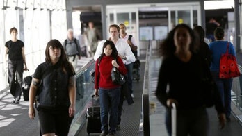 Undecided travelers may save big with airline fare lock
