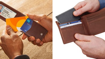 Gifts for the jet-setting traveler