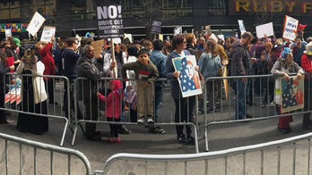 Former Trump pal Russell Simmons leads 'I Am A Muslim Too' rally against president