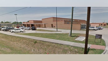 Misspellings and all, Texas 2nd grader's note gets her home early