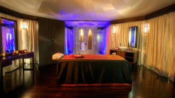 Top 10 romantic hotels worldwide