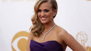 Carrie Underwood Talks DIY Smoky Eyes, Wigs and Manicures