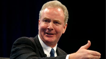 Senators urge Trump administration to make payroll tax deferral optional for federal workers