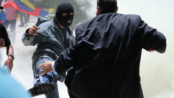 Govt supporters storm Venezuela congress, injuring lawmakers