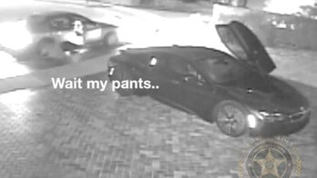 WATCH: Clumsy Florida thief loses pants while breaking into vehicle