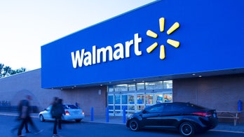 Mom slammed for Target-based workout responds by exercising in Walmart, Whole Foods