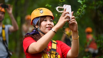 Travelers skimping on mobile device protection plans, according to survey