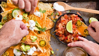 Michigan restaurant admits to recycling old chips and salsa