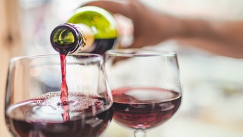 Wine tastes better if you think it's expensive, says study