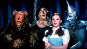 'Wizard of Oz' Cowardly Lion's costume up for sale