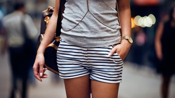 Teenager gets verbally attacked for wearing a t-shirt and shorts on a hot day